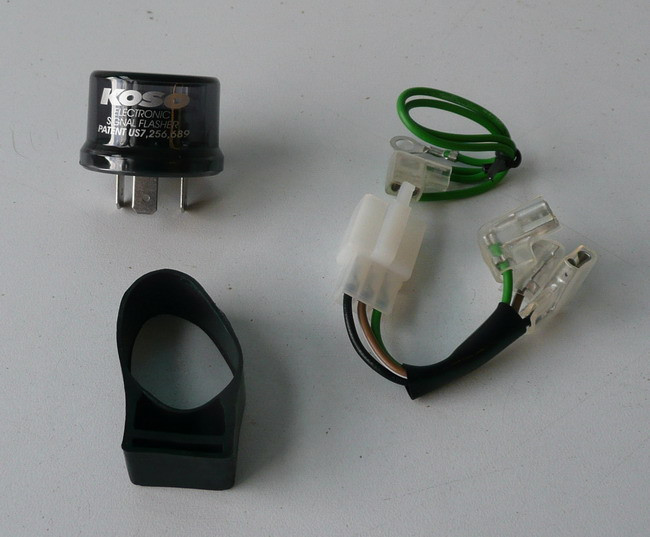 LED turn light unit, three pole